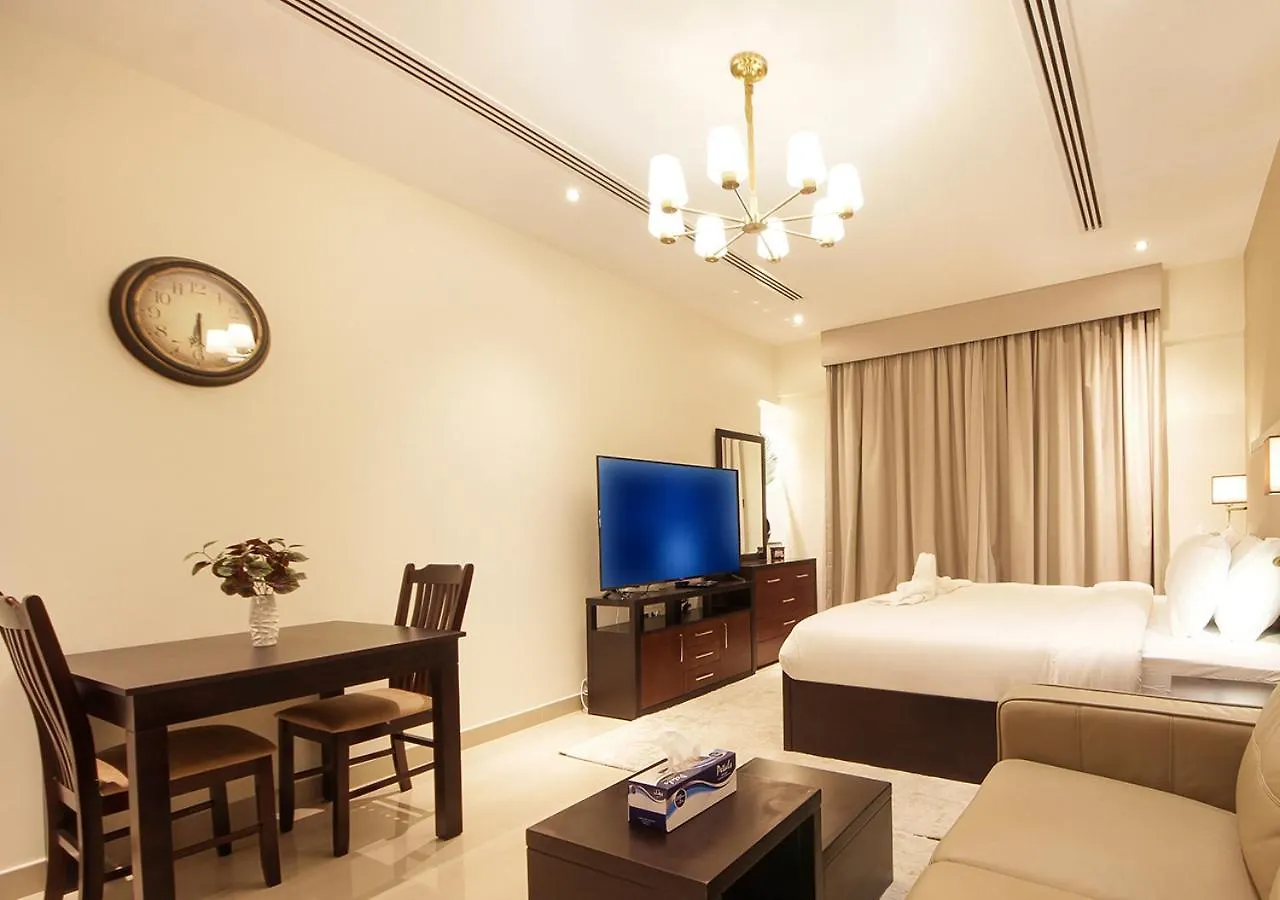 Elite Downtown Stay With Gym, Pool Near Dubai Mall Apartment
